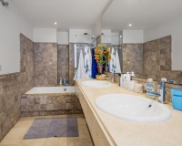 Revente - Apartment - Benahavís - Costa del Sol