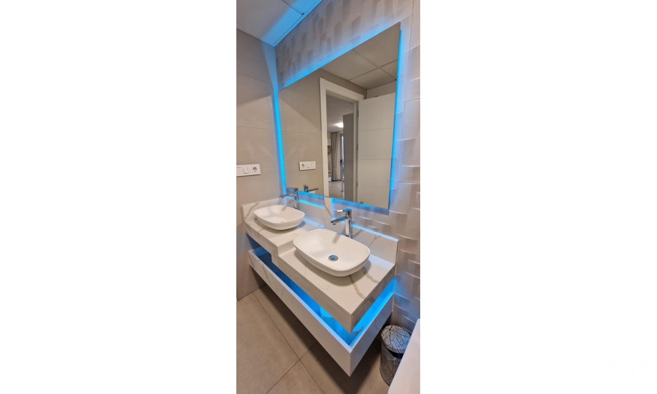 Revente - Apartment - Finestrat
