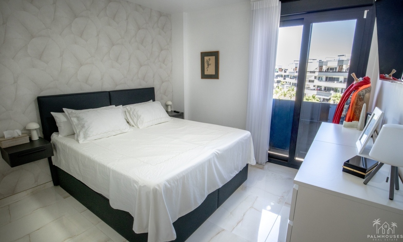 Revente - Apartment - Los Altos - AMANECER