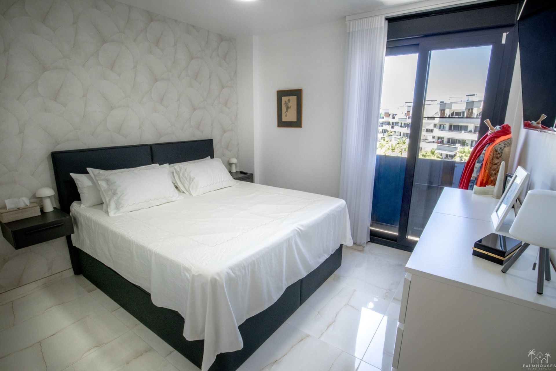Revente - Apartment - Los Altos - AMANECER