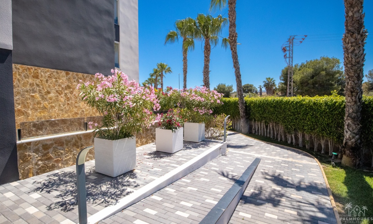Revente - Apartment - Los Altos - AMANECER