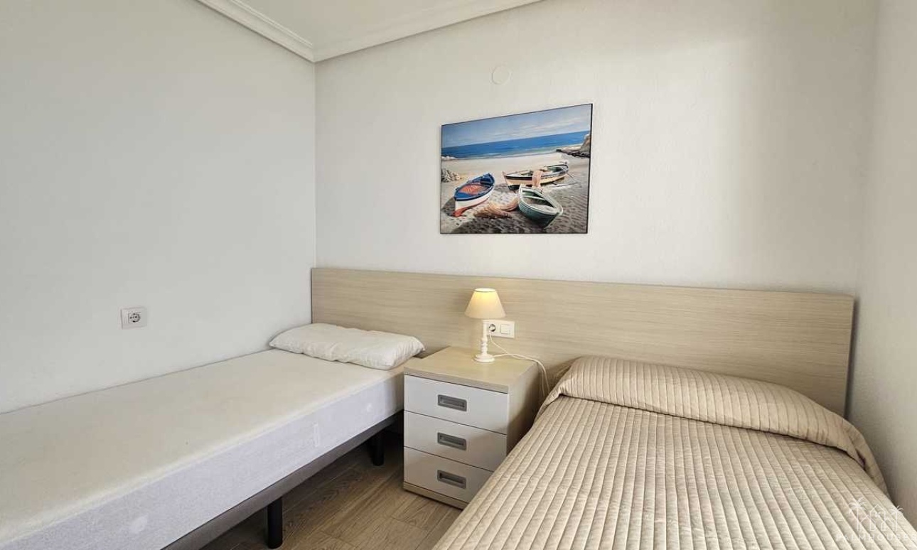 Revente - Apartment - Mil Palmeras - Costa Blanca