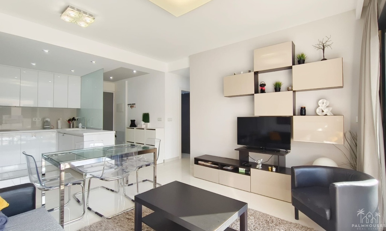 Revente - Apartment - Mil Palmeras