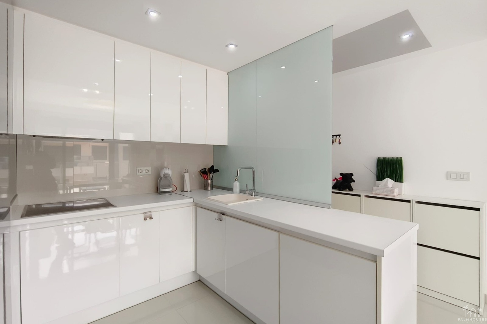 Revente - Apartment - Mil Palmeras