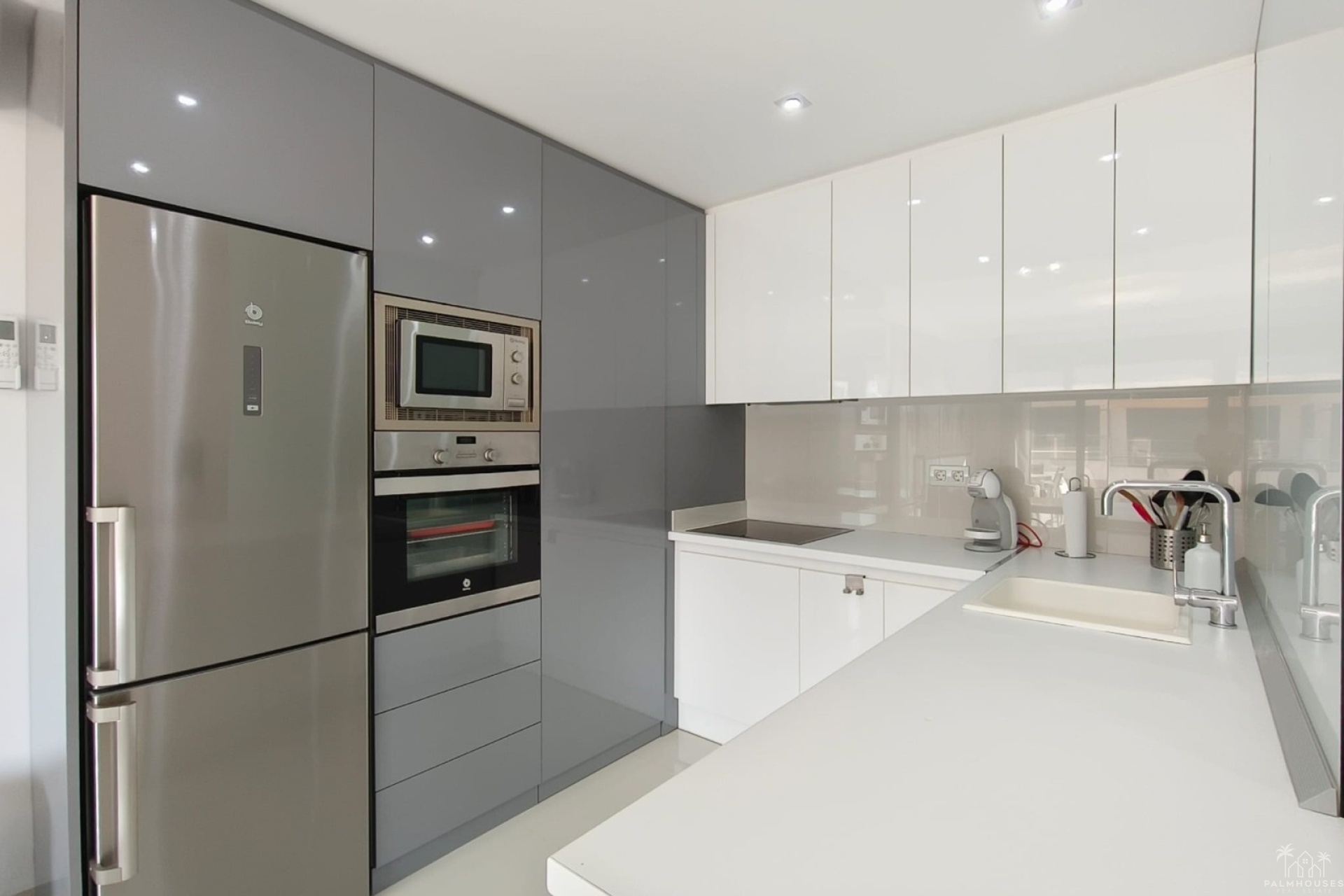 Revente - Apartment - Mil Palmeras