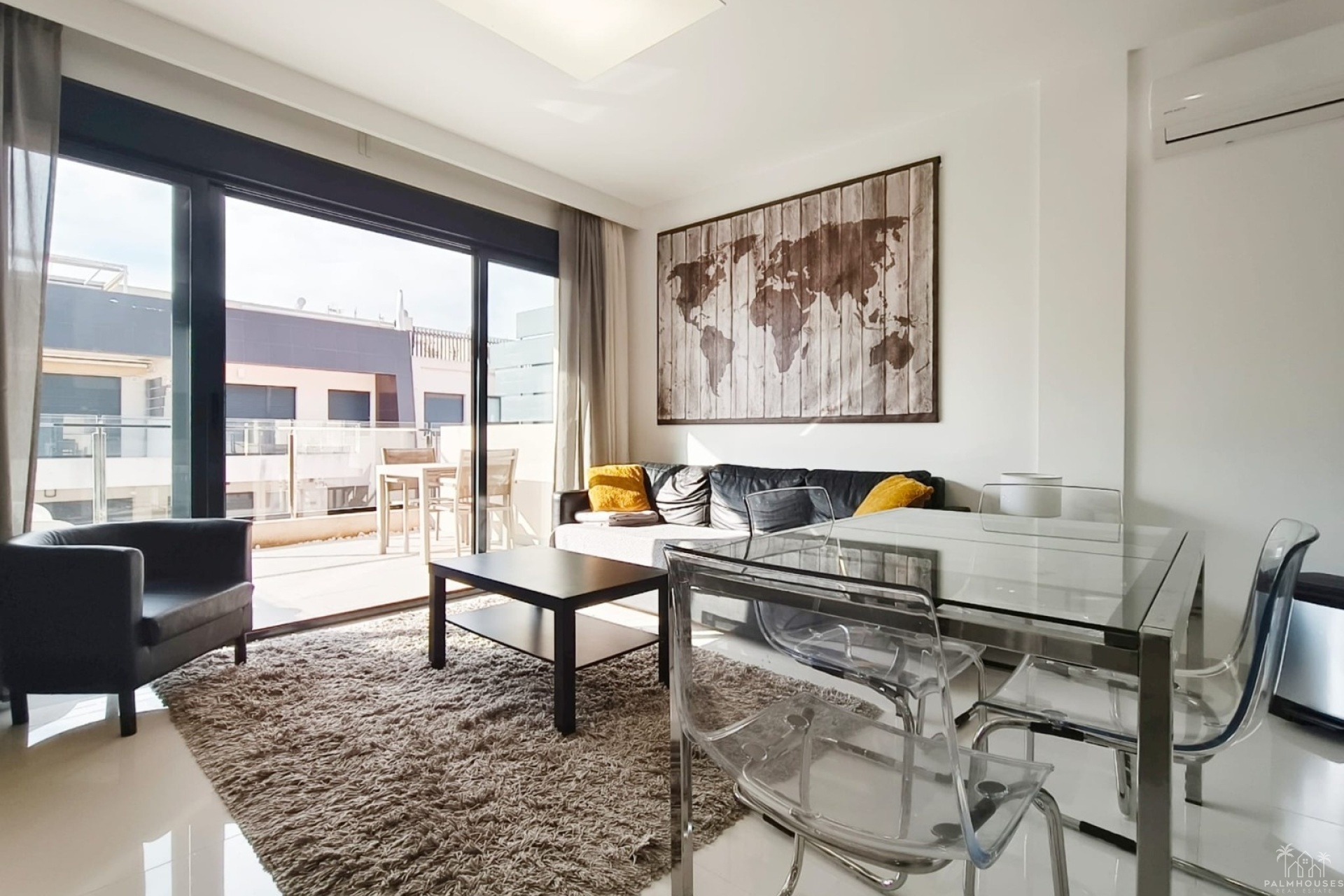 Revente - Apartment - Mil Palmeras