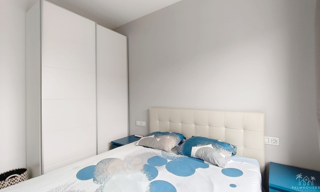 Revente - Apartment - Mil Palmeras