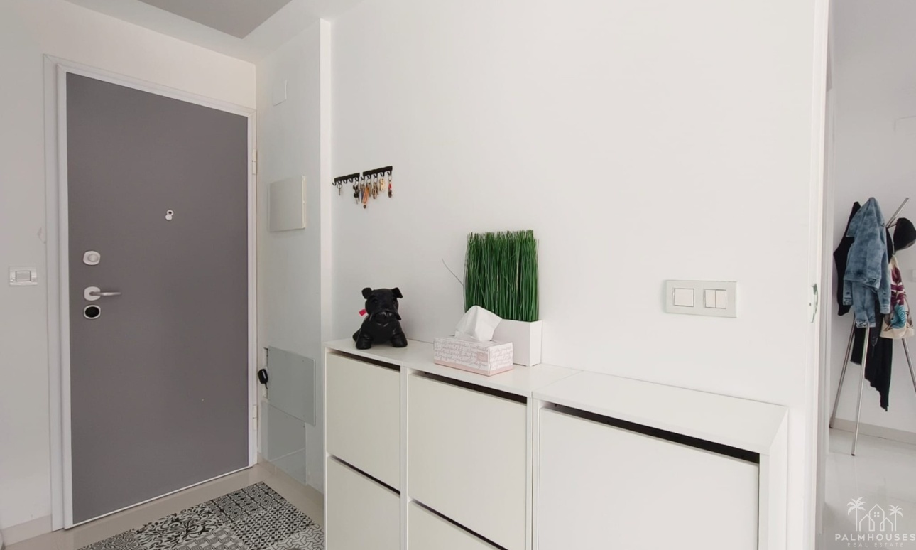 Revente - Apartment - Mil Palmeras