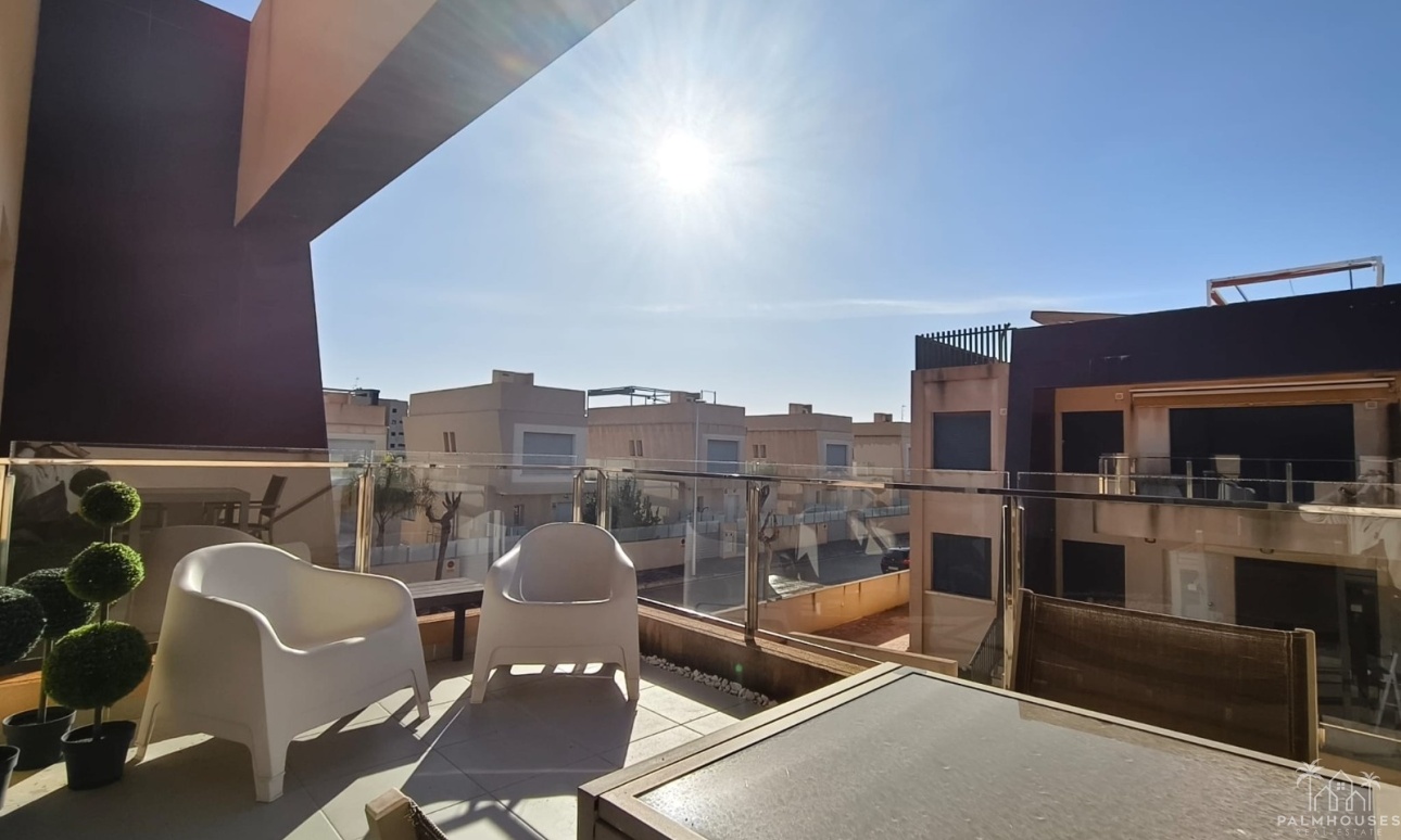 Revente - Apartment - Mil Palmeras