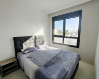 Revente - Apartment - Mil Palmeras