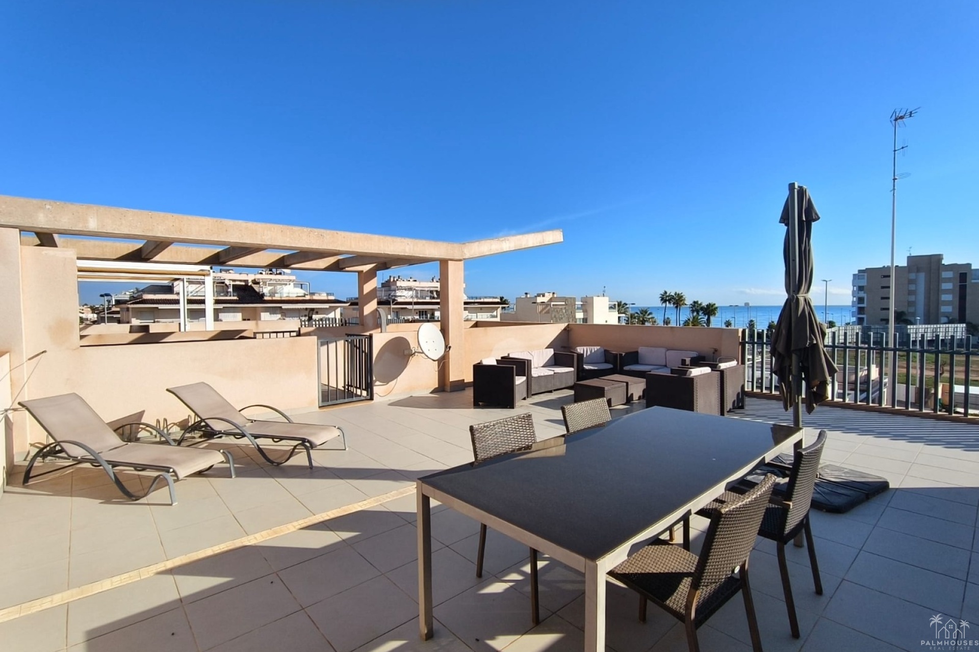 Revente - Apartment - Mil Palmeras