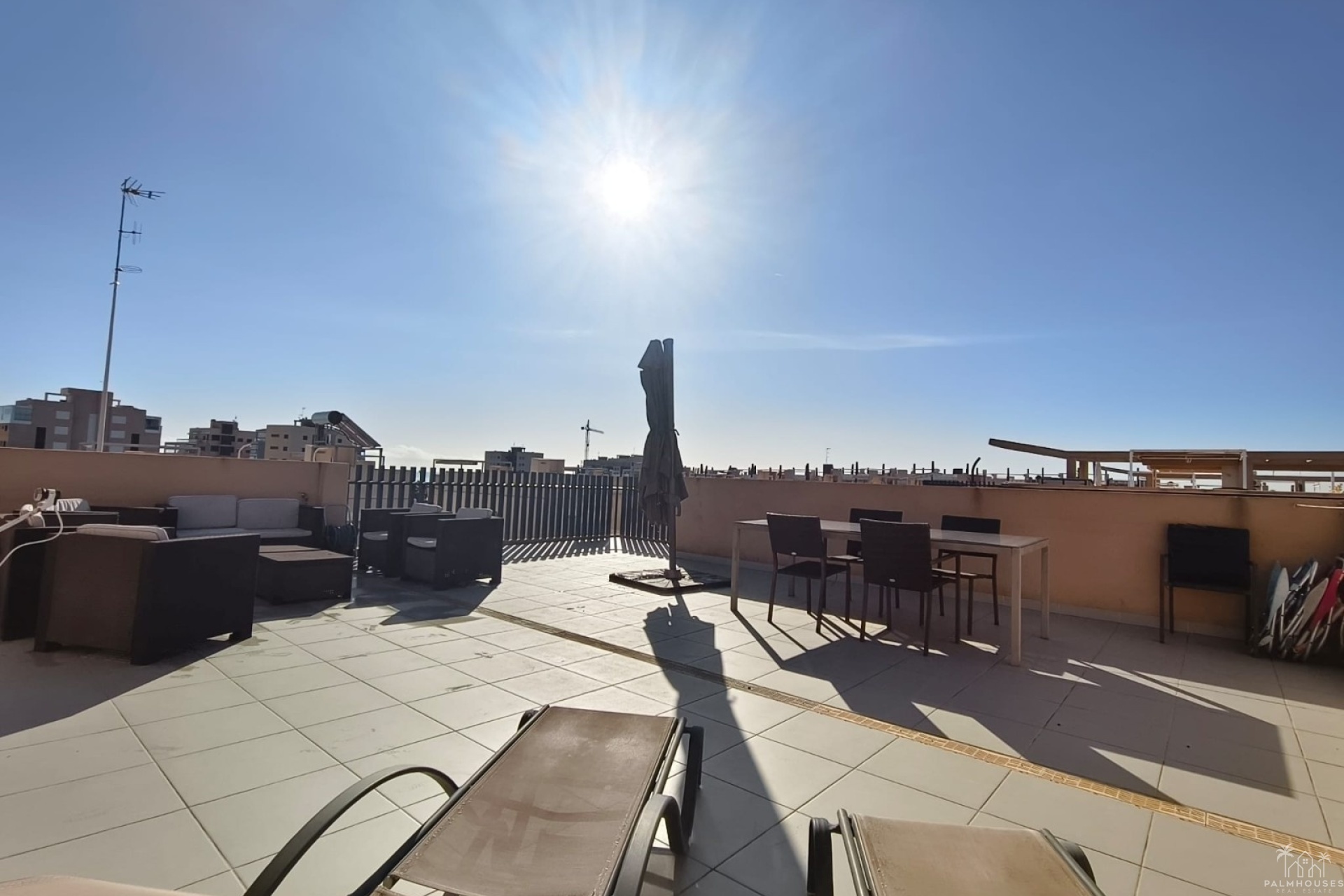 Revente - Apartment - Mil Palmeras