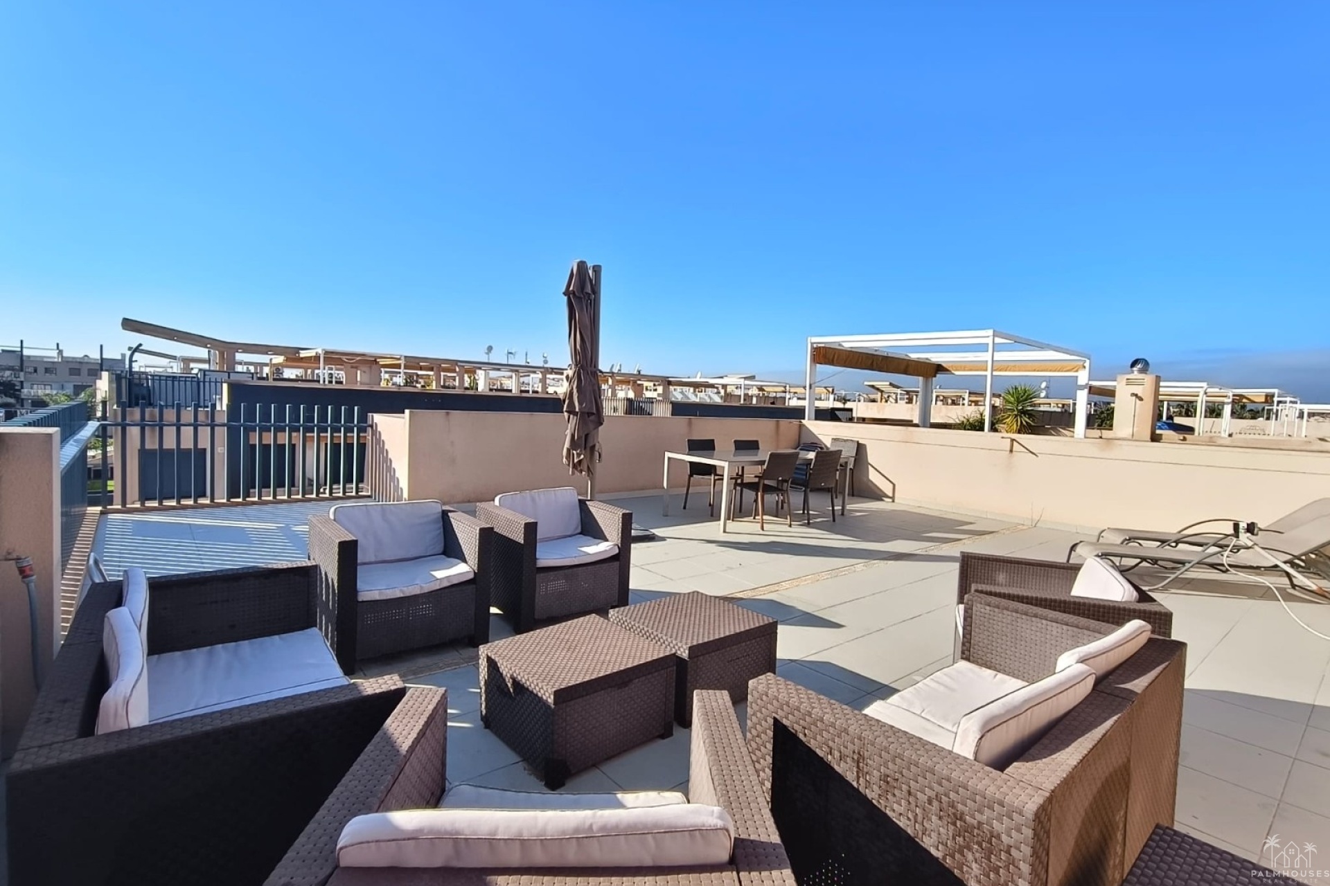 Revente - Apartment - Mil Palmeras