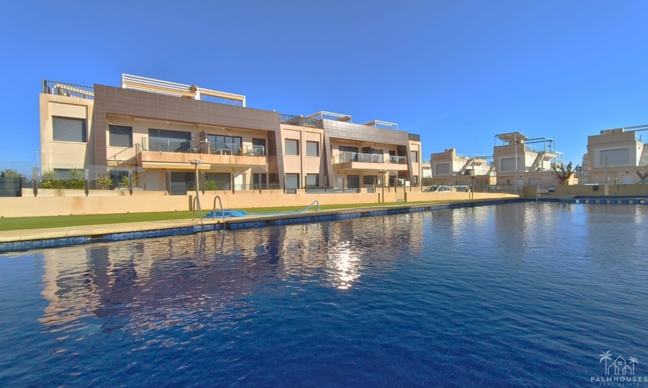 Revente - Apartment - Mil Palmeras