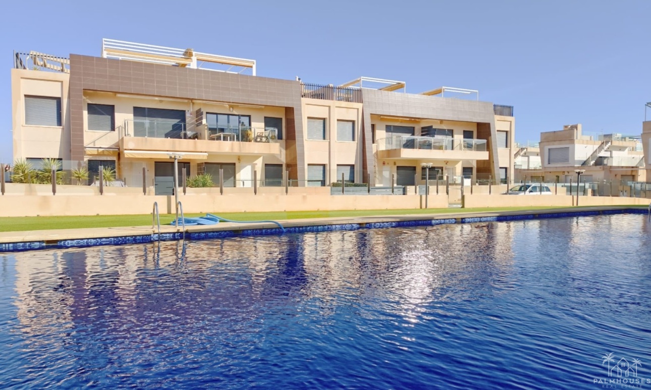 Revente - Apartment - Mil Palmeras