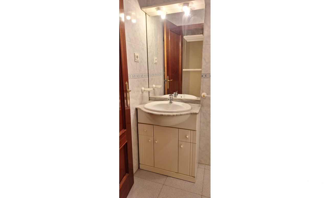 Revente - Apartment - Murcia - San Benito-patiño