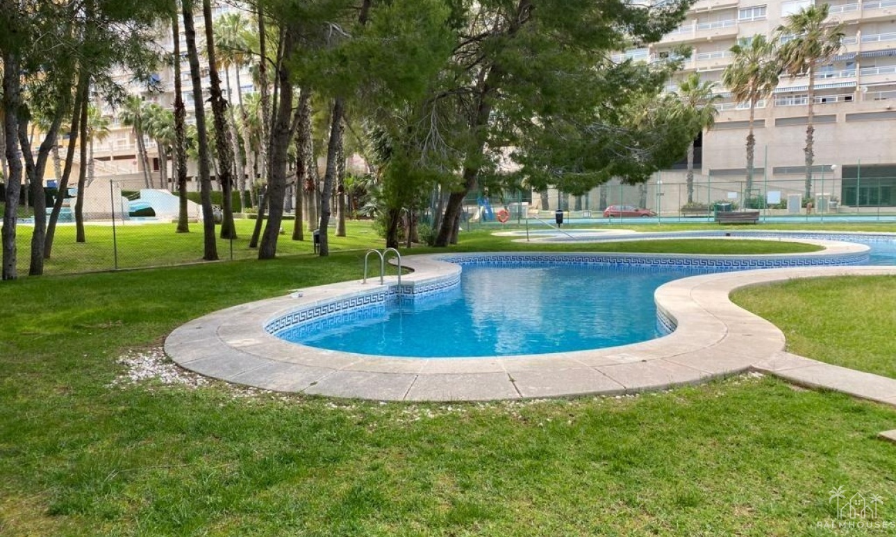 Revente - Apartment - Orihuela Costa - Campoamor