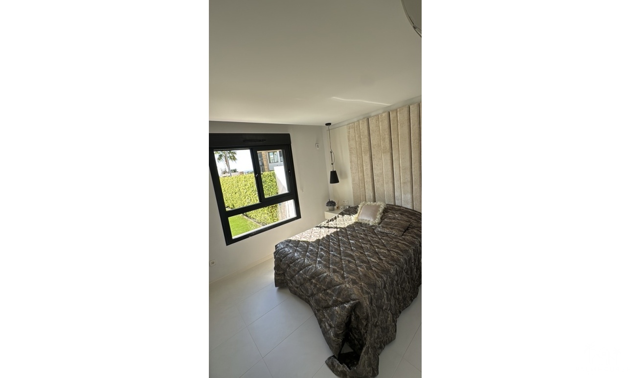 Revente - Apartment - Orihuela Costa - Costa Blanca