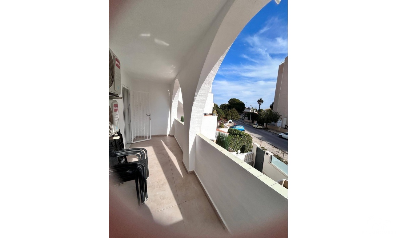 Revente - Apartment - Orihuela Costa - La Regia