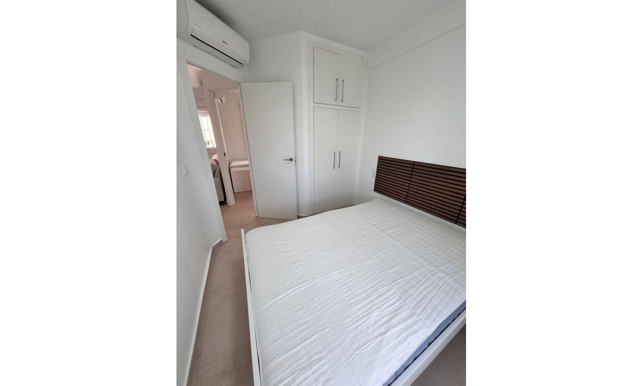 Revente - Apartment - Orihuela Costa - La Regia