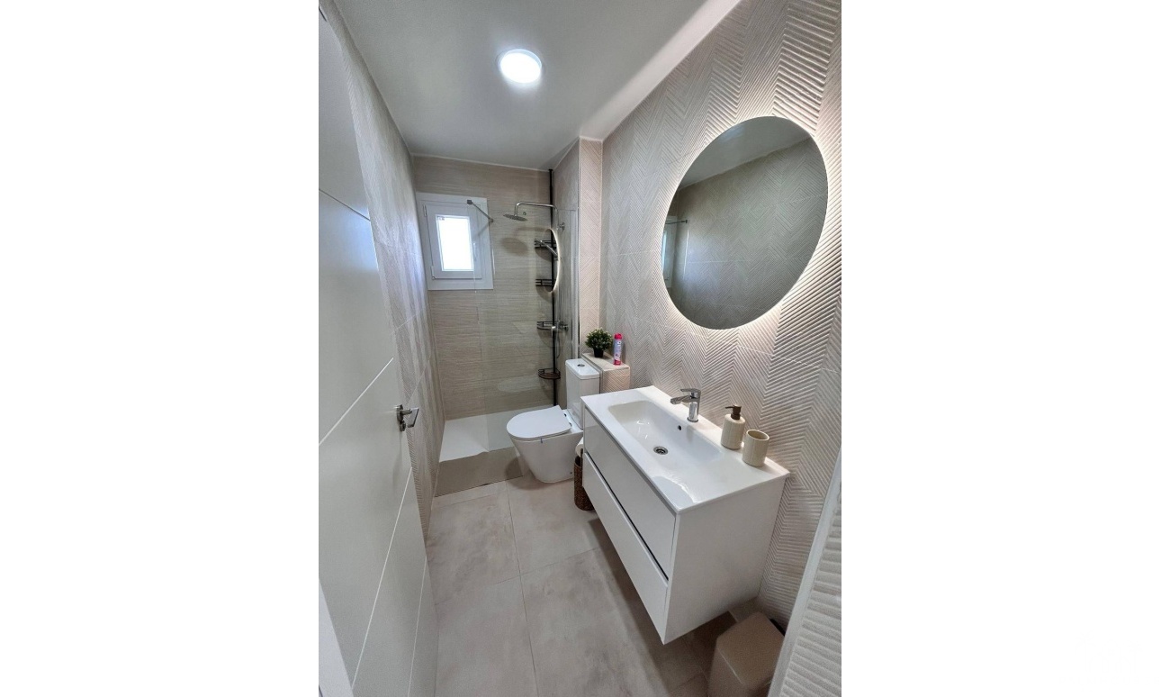 Revente - Apartment - Orihuela Costa - La Regia