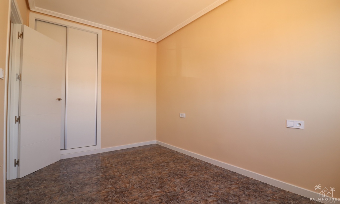 Revente - Apartment - Orihuela Costa - Punta Prima