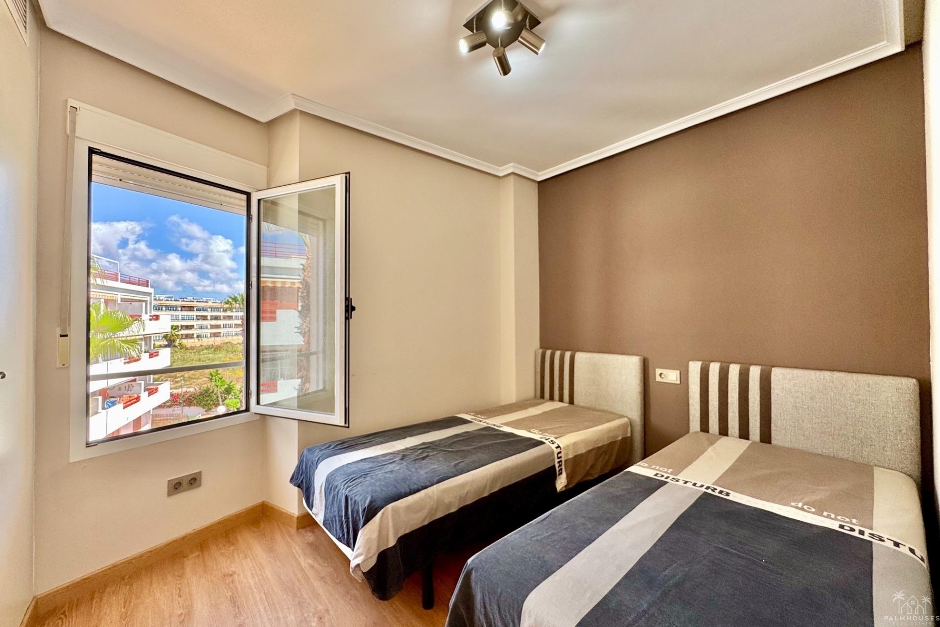 Revente - Apartment - Orihuela Costa - Punta Prima