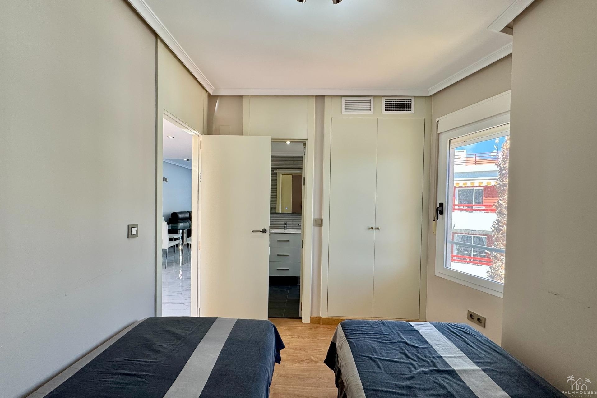 Revente - Apartment - Orihuela Costa - Punta Prima