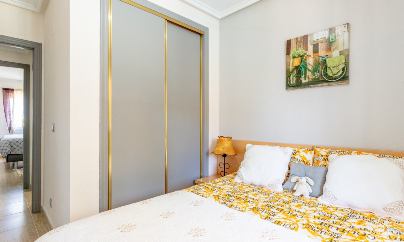 Revente - Apartment - Orihuela Costa - Villamartin