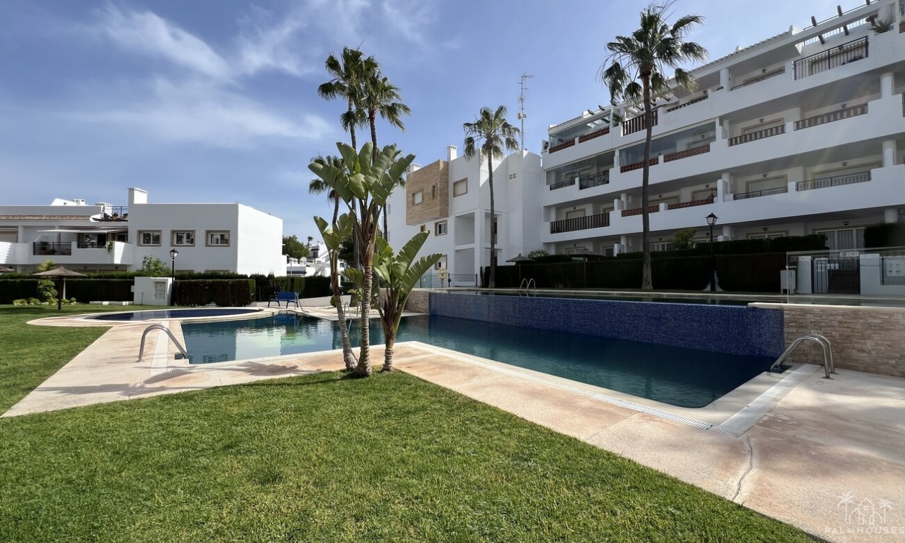 Revente - Apartment - Orihuela Costa - Villamartin