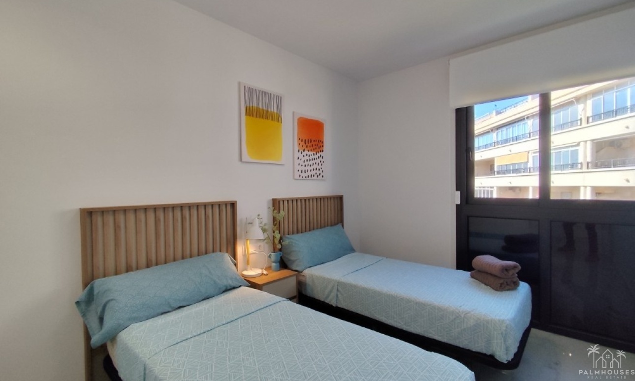 Revente - Apartment - Orihuela Costa