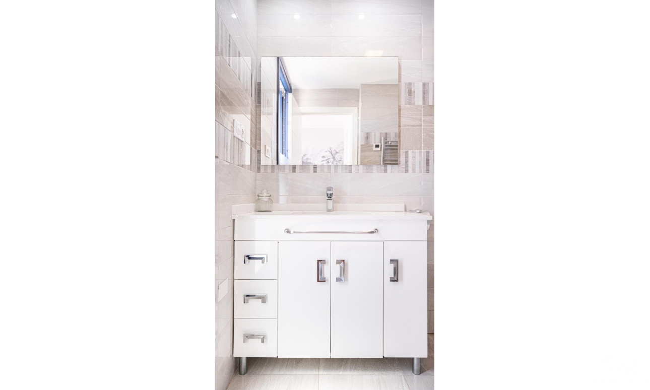 Revente - Apartment - Orihuela - Punta Prima