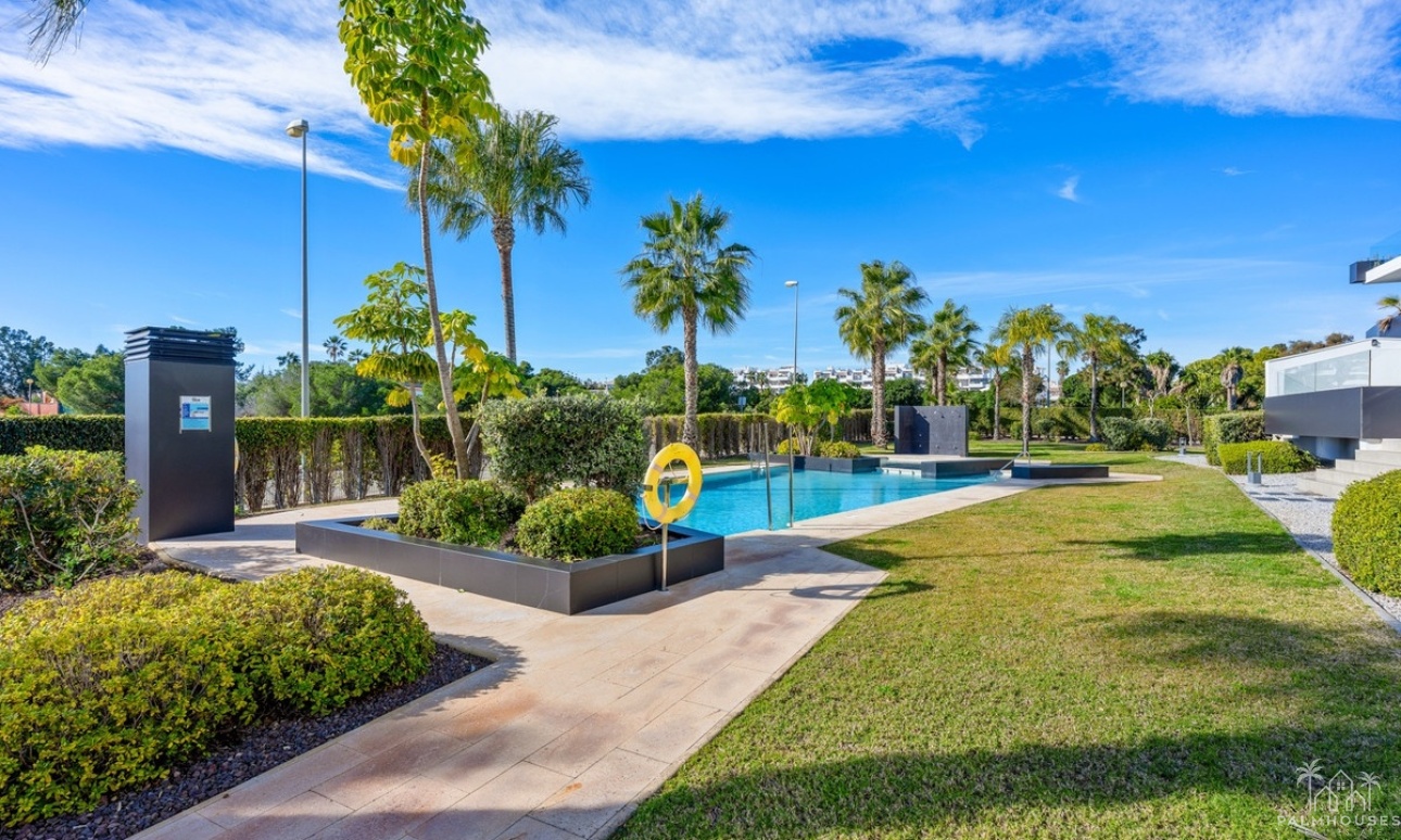 Revente - Apartment - Orihuela - Villamartin