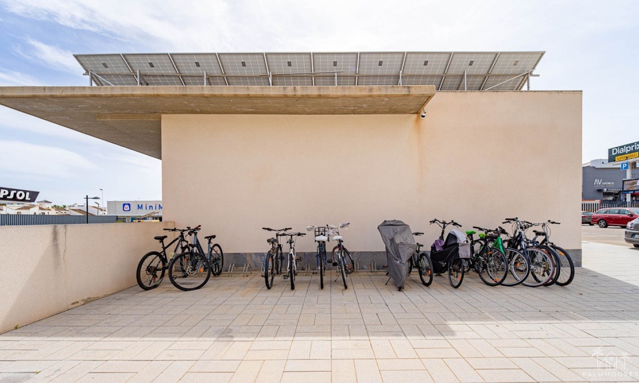 Revente - Apartment - Orihuela - Villamartin