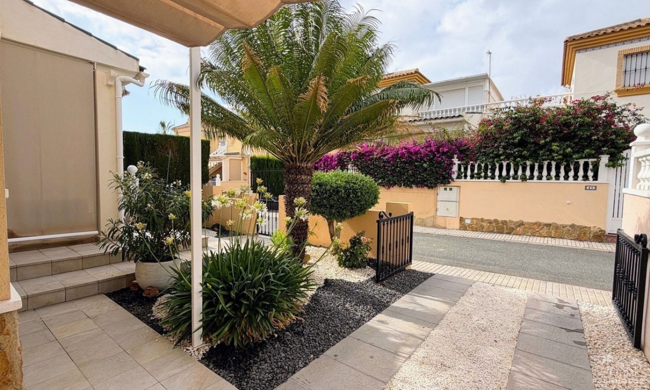 Revente - Apartment - Orihuela - Villamartin