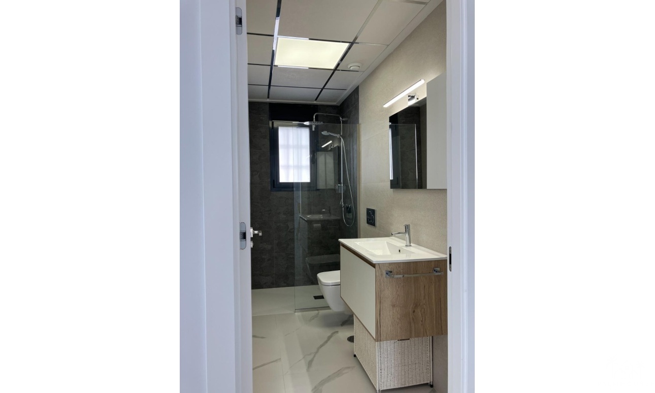 Revente - Apartment - San Miguel de Salinas - Las Colinas
