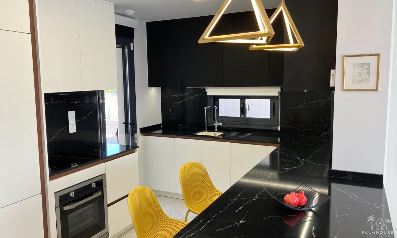 Revente - Apartment - San Miguel de Salinas - Las Colinas
