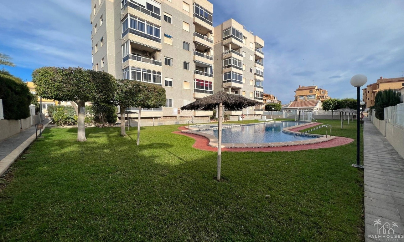 Revente - Apartment - Torrevieja - Aguas Nuevas