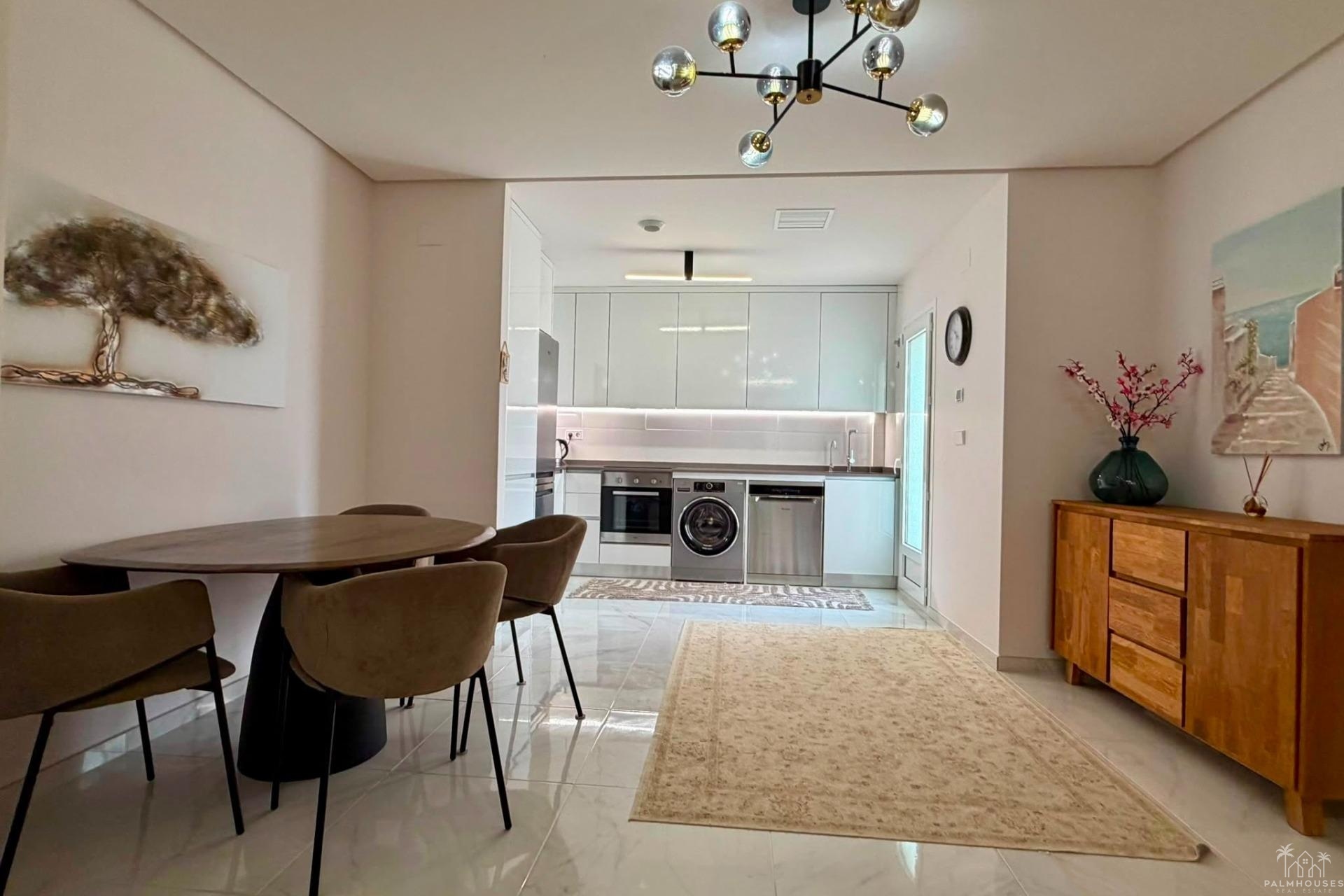 Revente - Apartment - Torrevieja - Aguas Nuevas