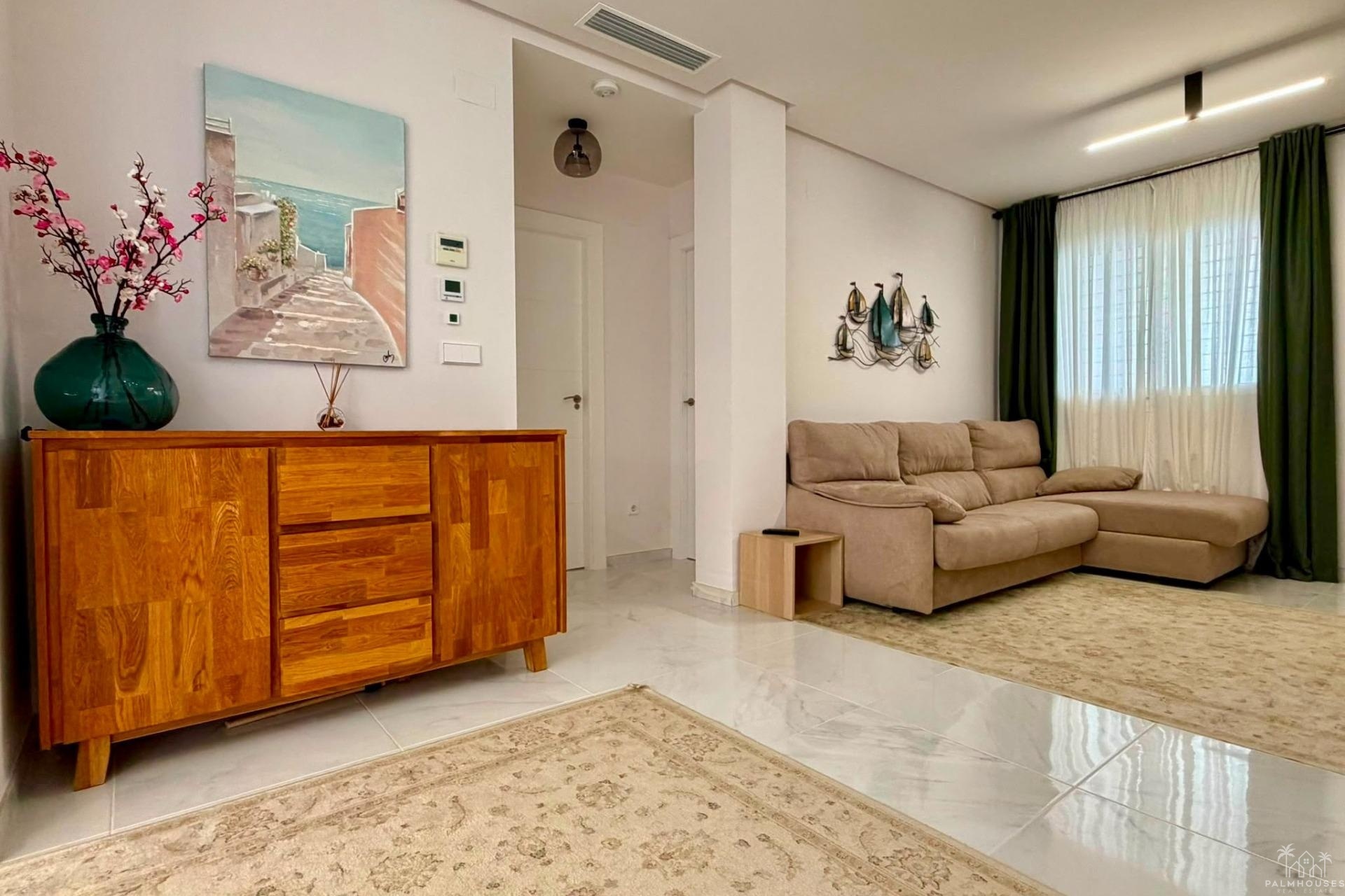 Revente - Apartment - Torrevieja - Aguas Nuevas