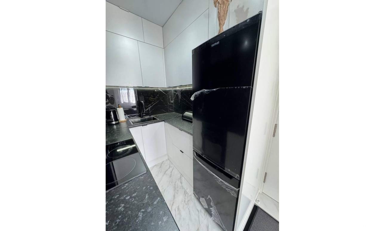 Revente - Apartment - Torrevieja - Carrefour