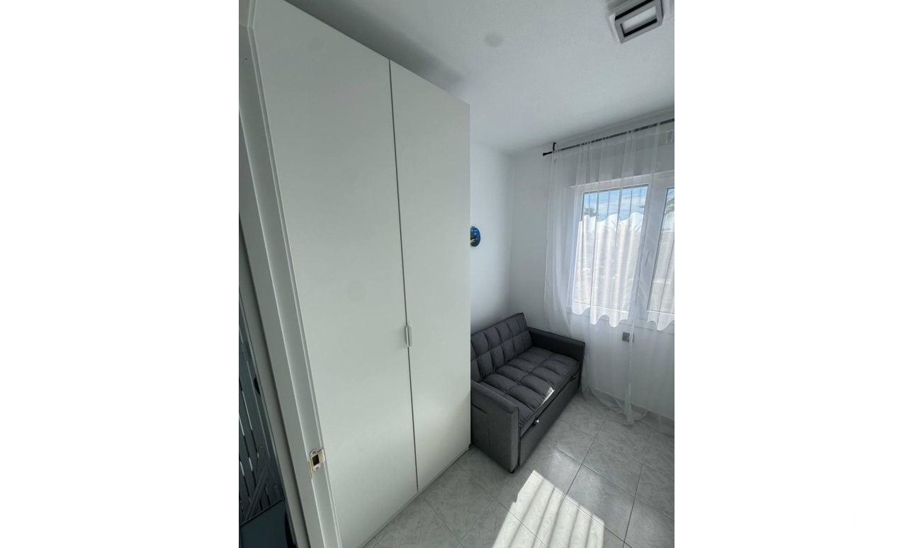 Revente - Apartment - Torrevieja - Carrefour
