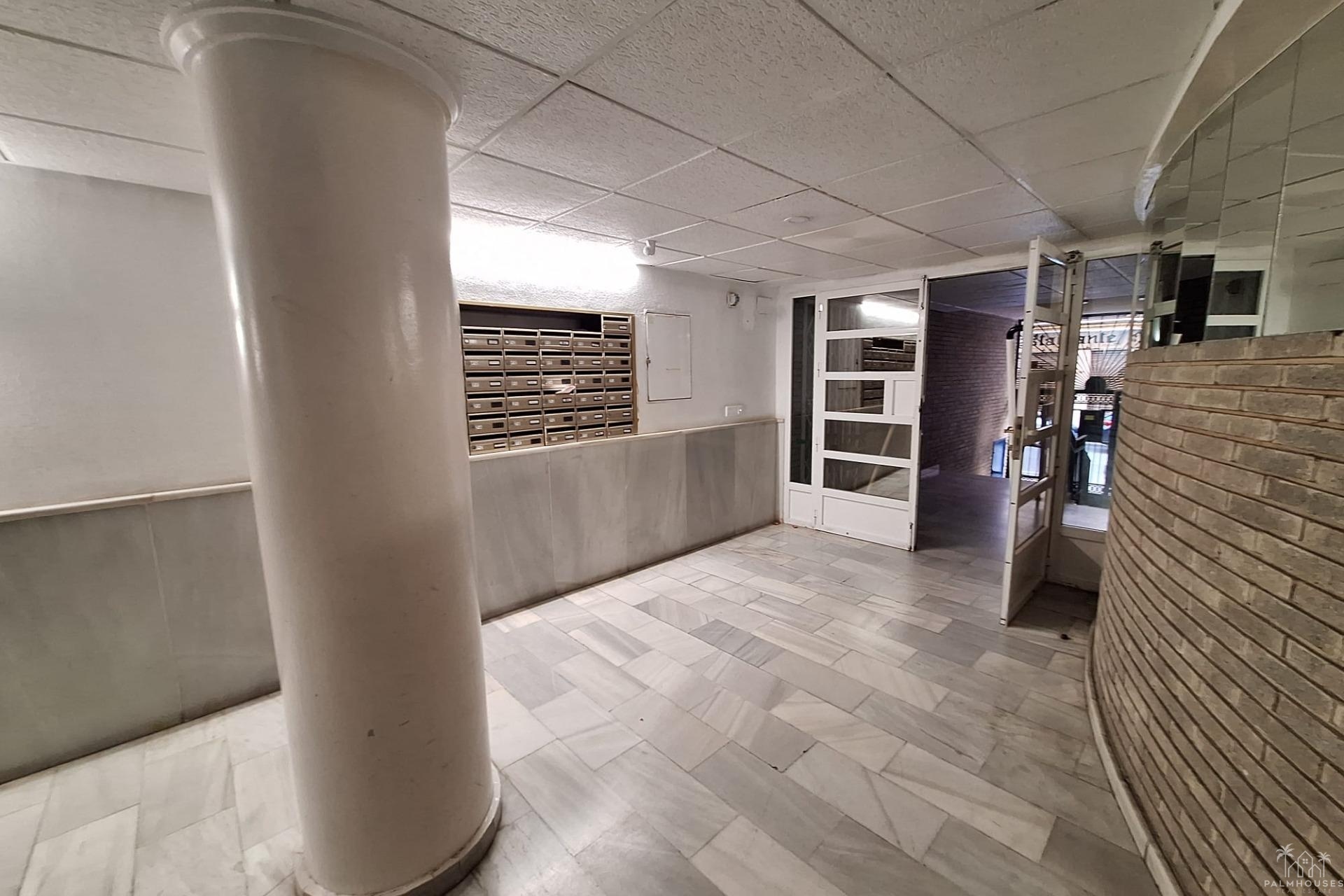 Revente - Apartment - Torrevieja - Center