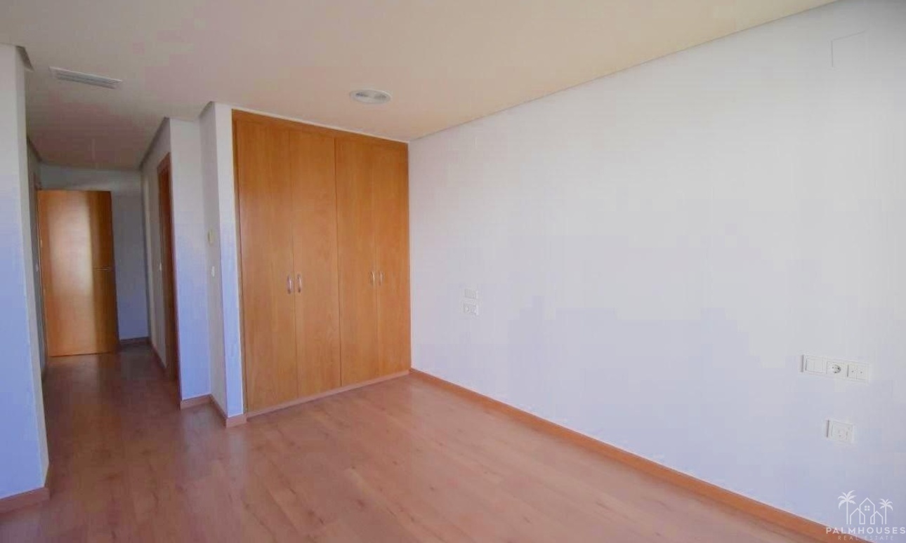 Revente - Apartment - Torrevieja - Centro - Muelle Pesquero