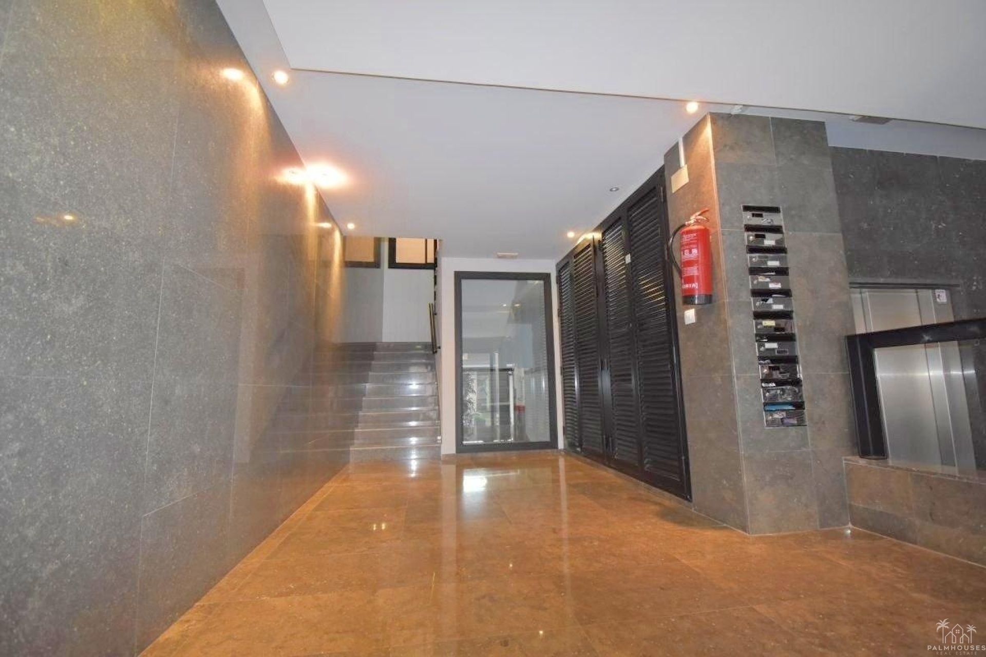 Revente - Apartment - Torrevieja - Centro - Muelle Pesquero