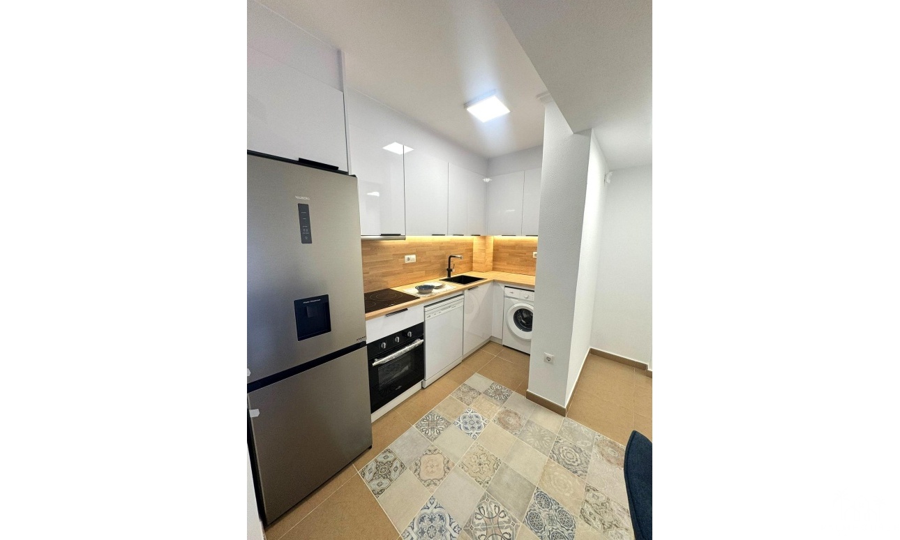 Revente - Apartment - Torrevieja - Centro - Muelle Pesquero