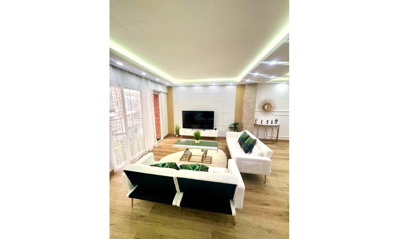 Revente - Apartment - Torrevieja - Centro - Muelle Pesquero