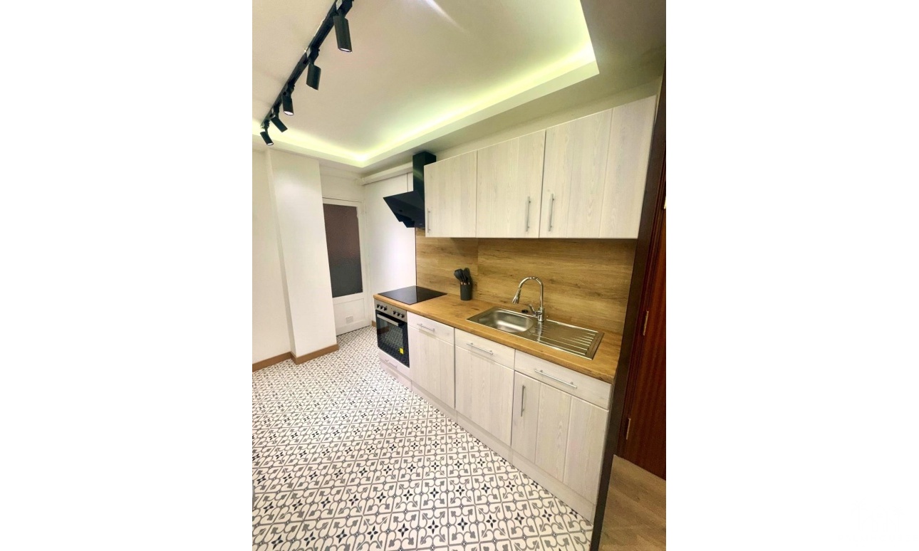Revente - Apartment - Torrevieja - Centro - Muelle Pesquero