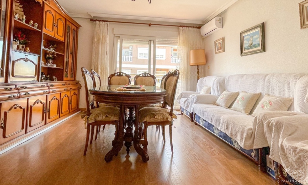 Revente - Apartment - Torrevieja - El Acequión