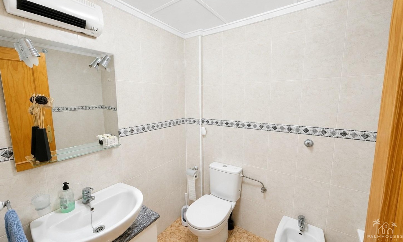 Revente - Apartment - Torrevieja - Estacion de autobuses